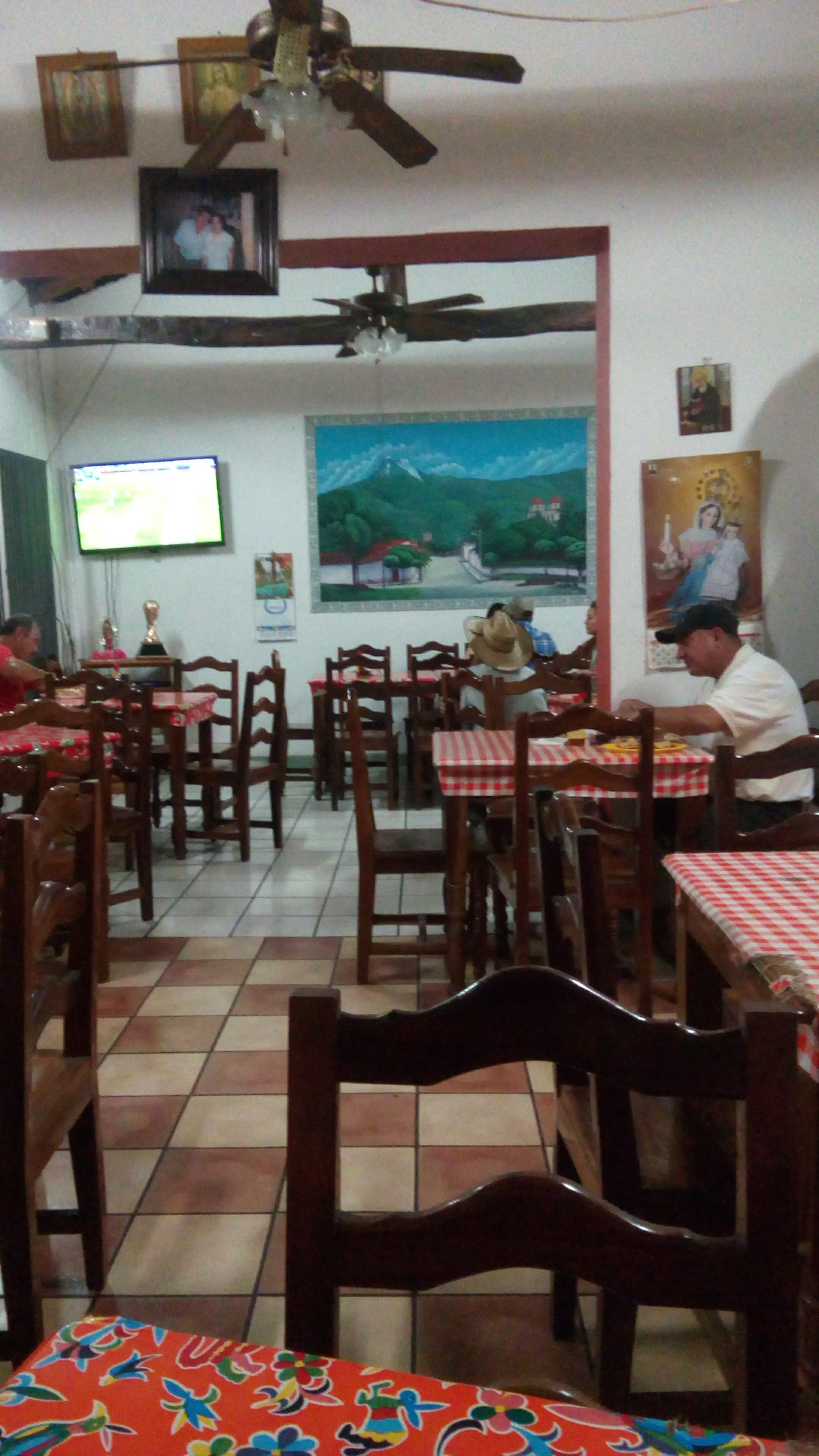 Cenaduria La Mora image 10