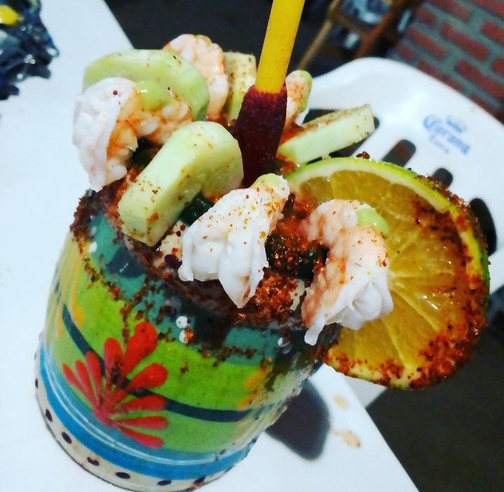 HuaTeQues Bar. image 2