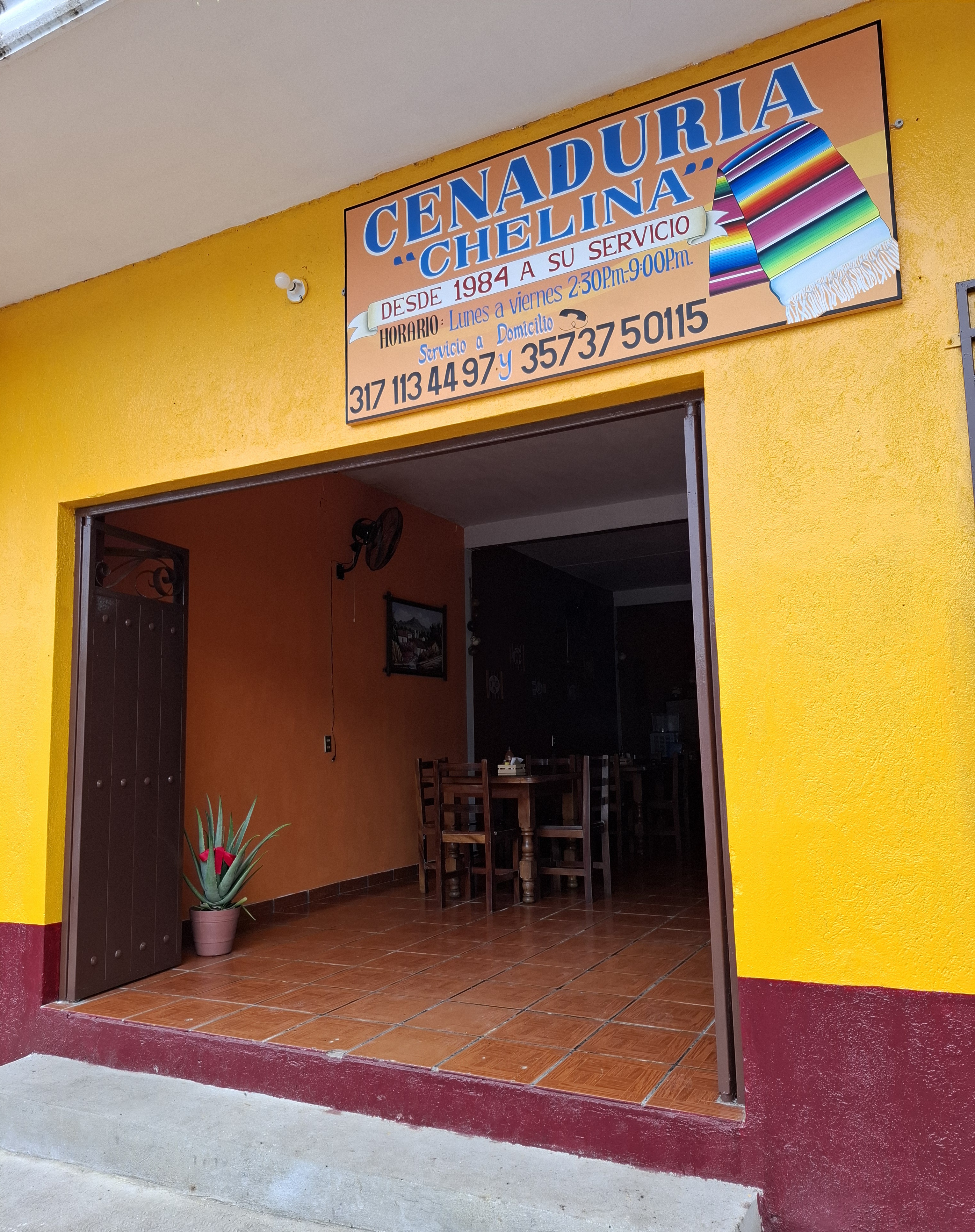 Cenaduria Chelina image 1