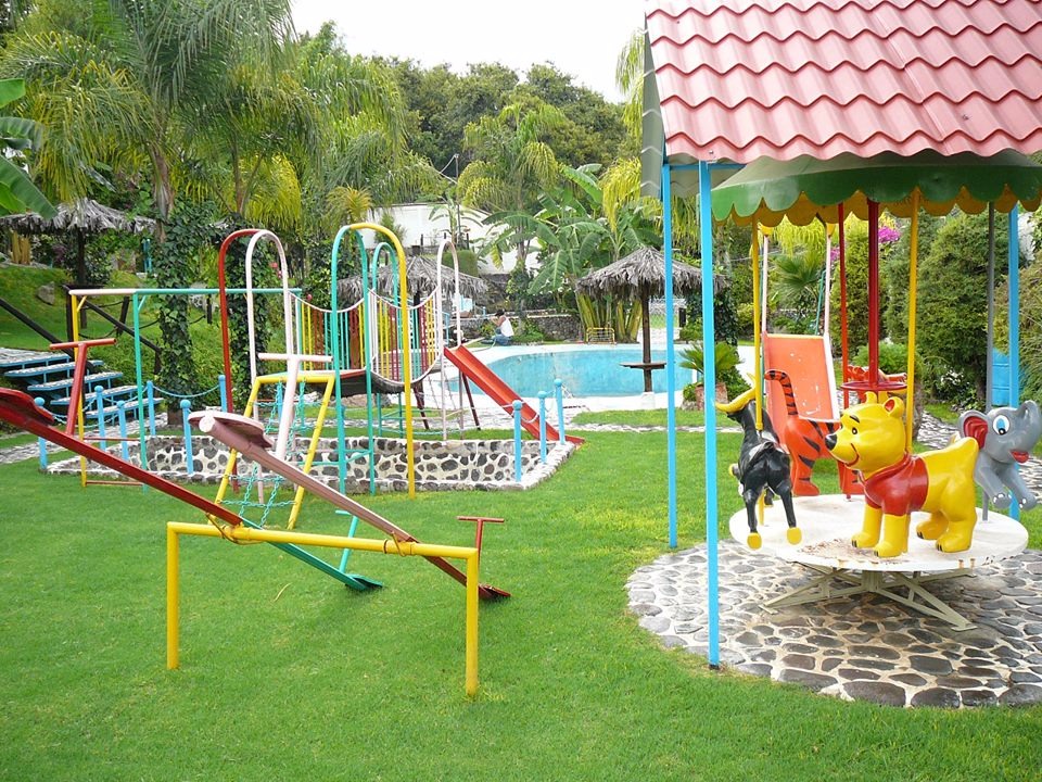 Restaurant y Jardín De Eventos Sociales "La Islita" image 2