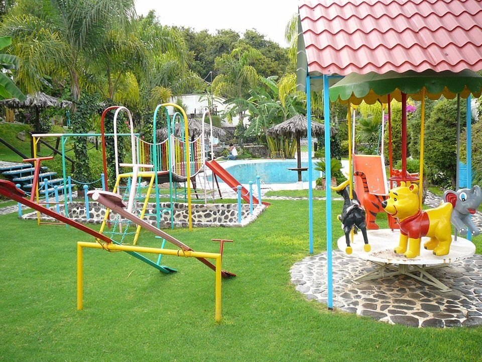 Restaurant y Jardín De Eventos Sociales "La Islita" image 2