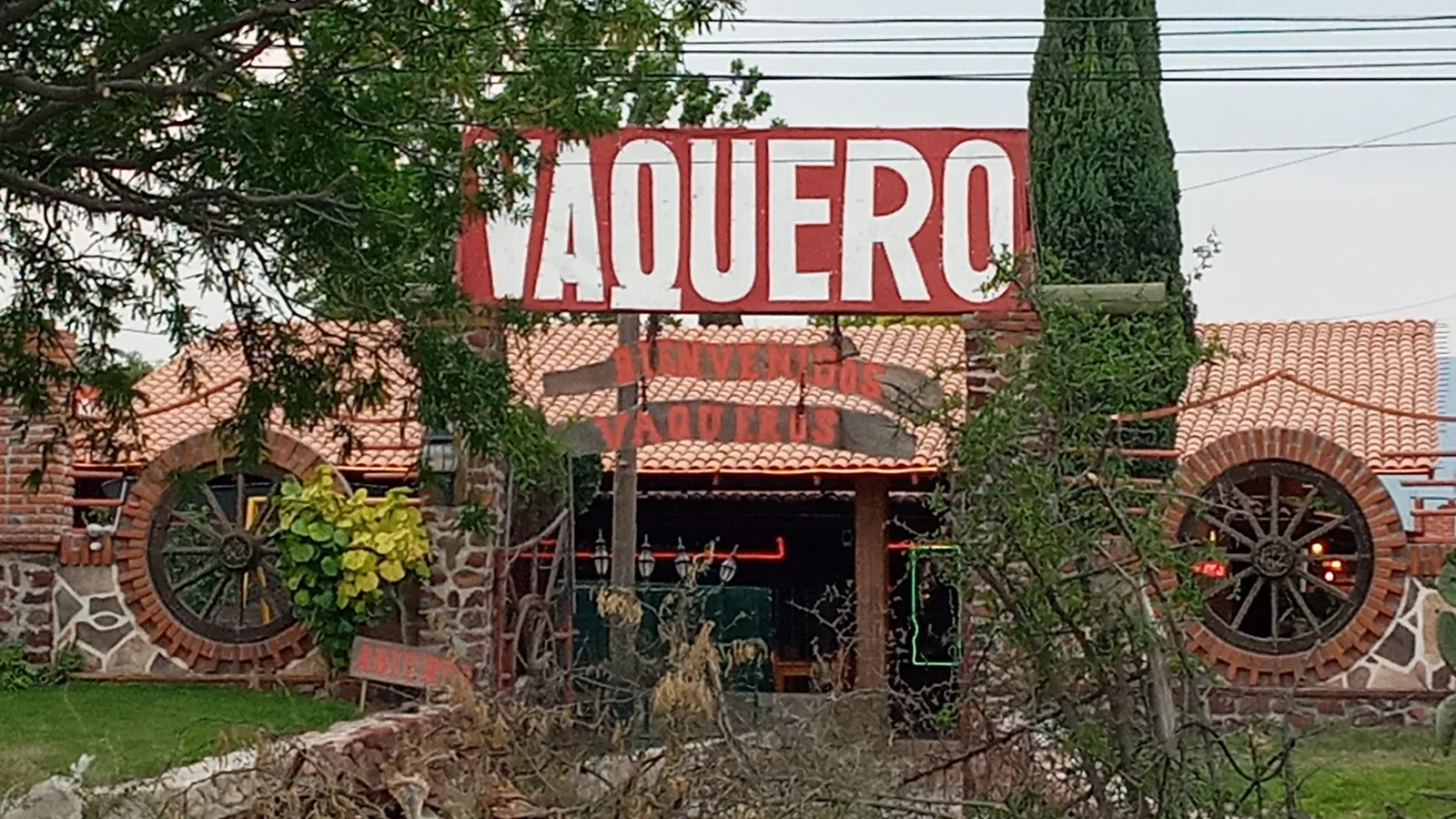 El Vaquero image 1