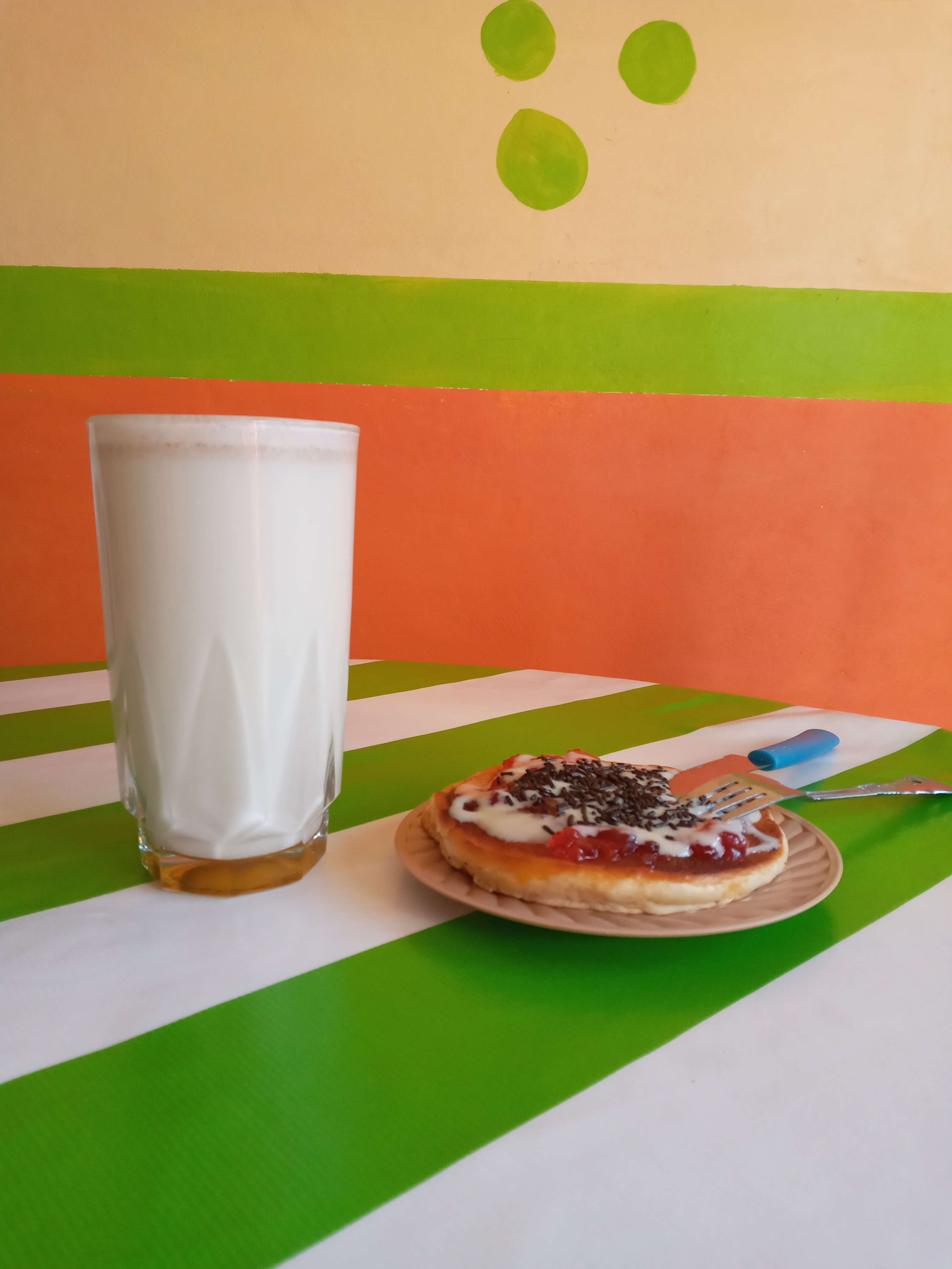 Loncheria "YOLMINJAS" image 2