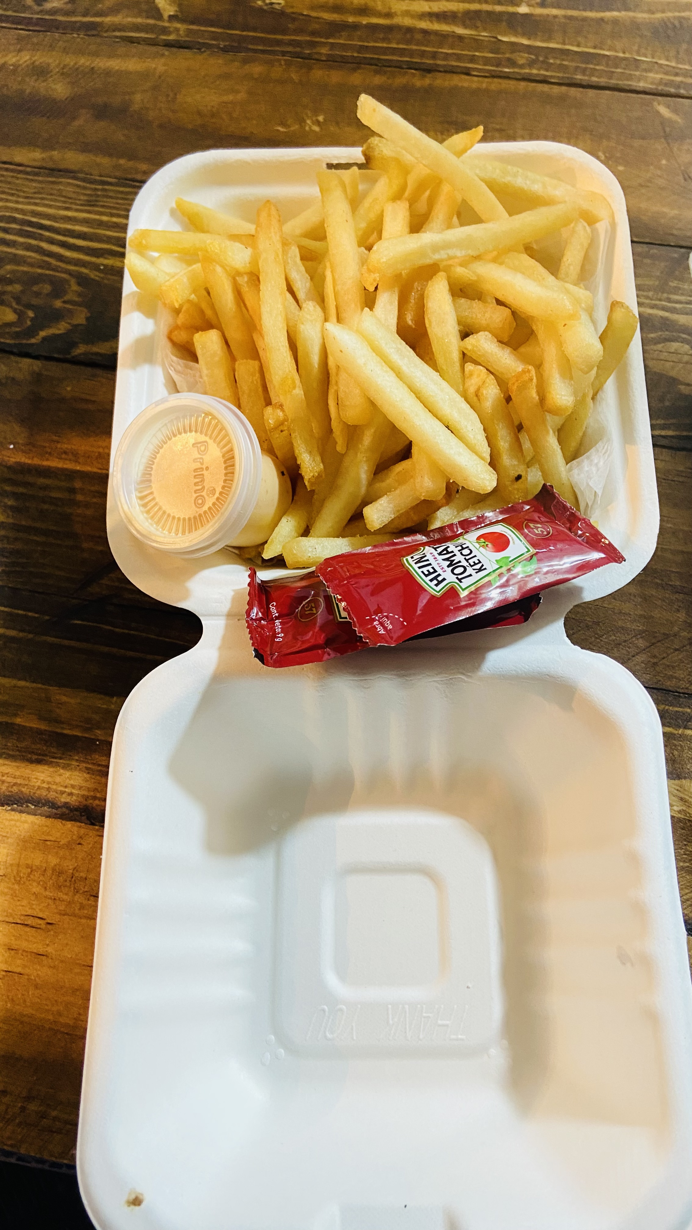 Clarin’s pizza image 3