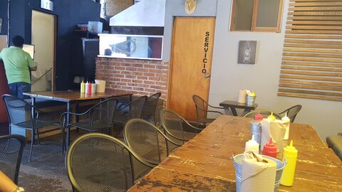 Mx Grill Boulevard image 5