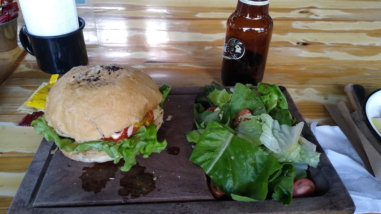La Burger image 8