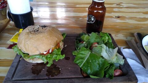 La Burger image 8
