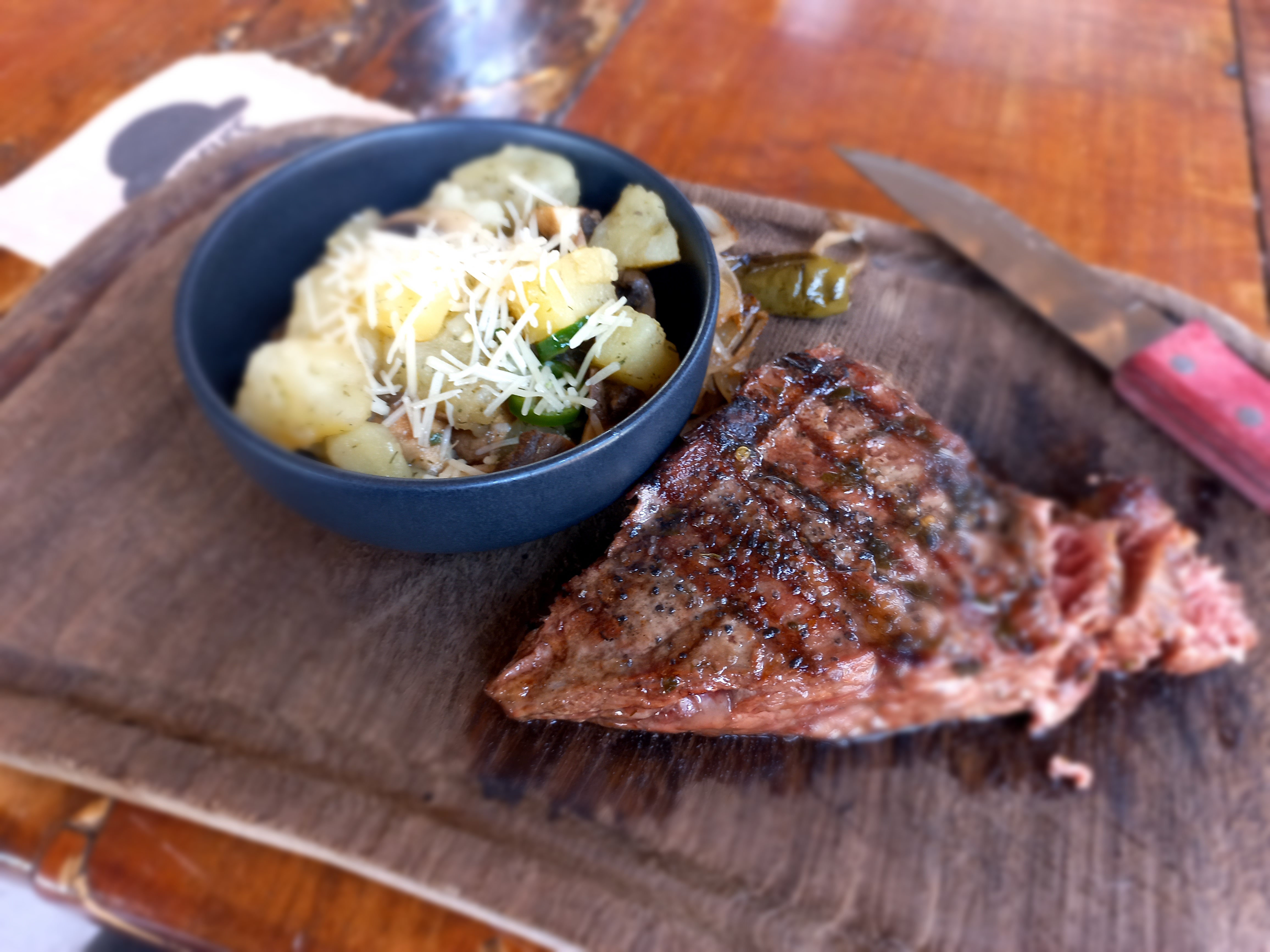 Burgués Urban Grill image 5