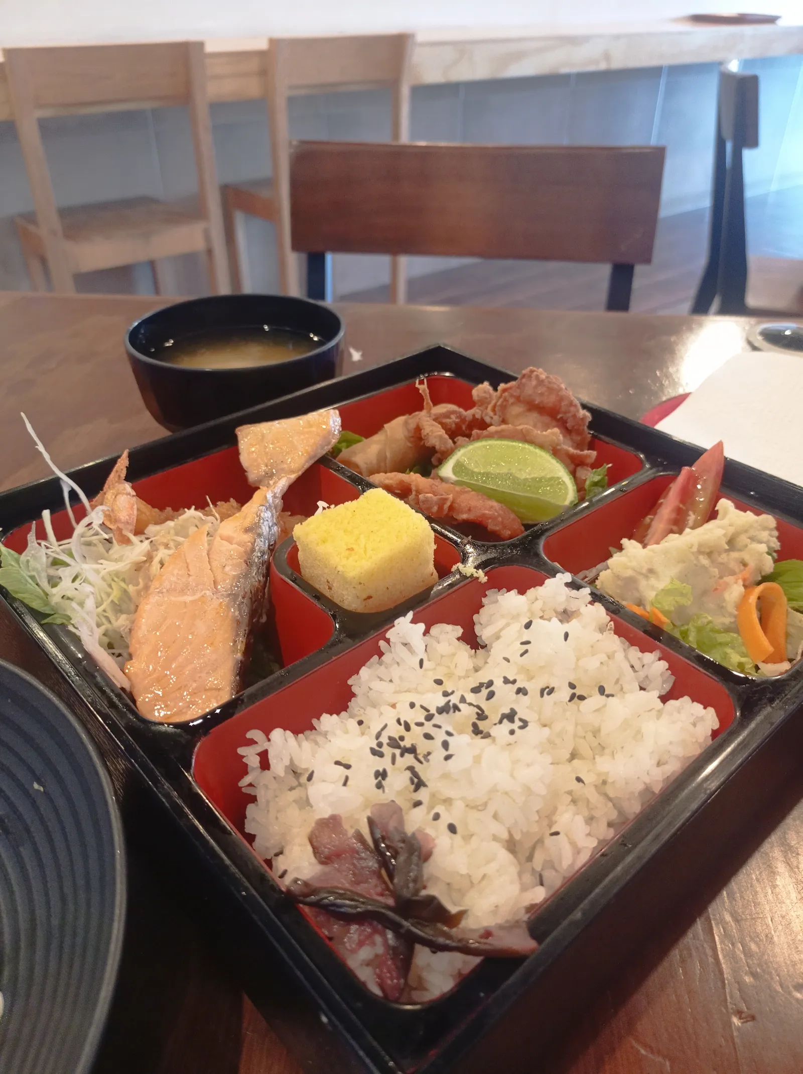 Ami Restaurante Japonés image 5