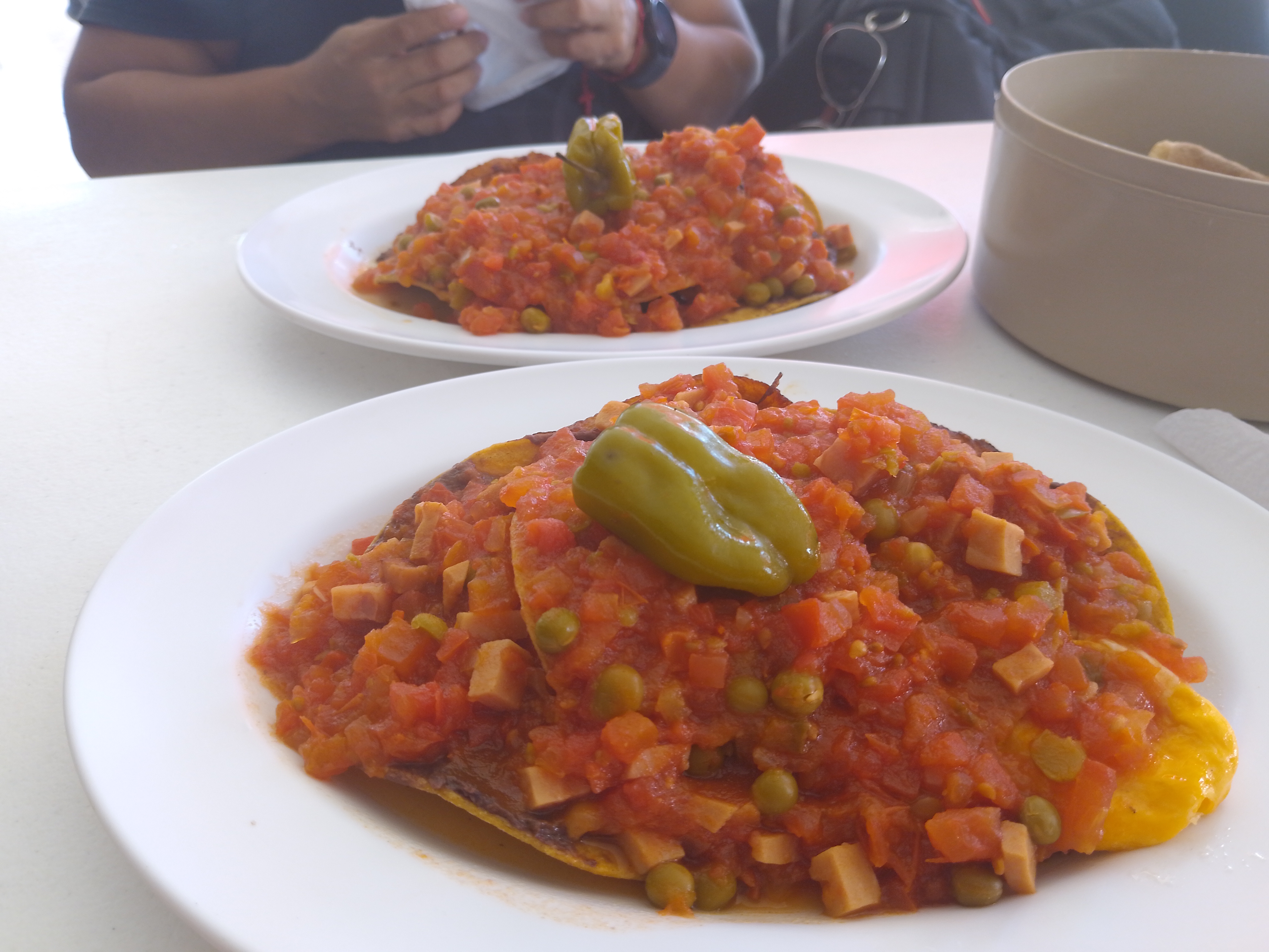 Resturante El Mirador, Originales Huevos Motuleños y más image 2