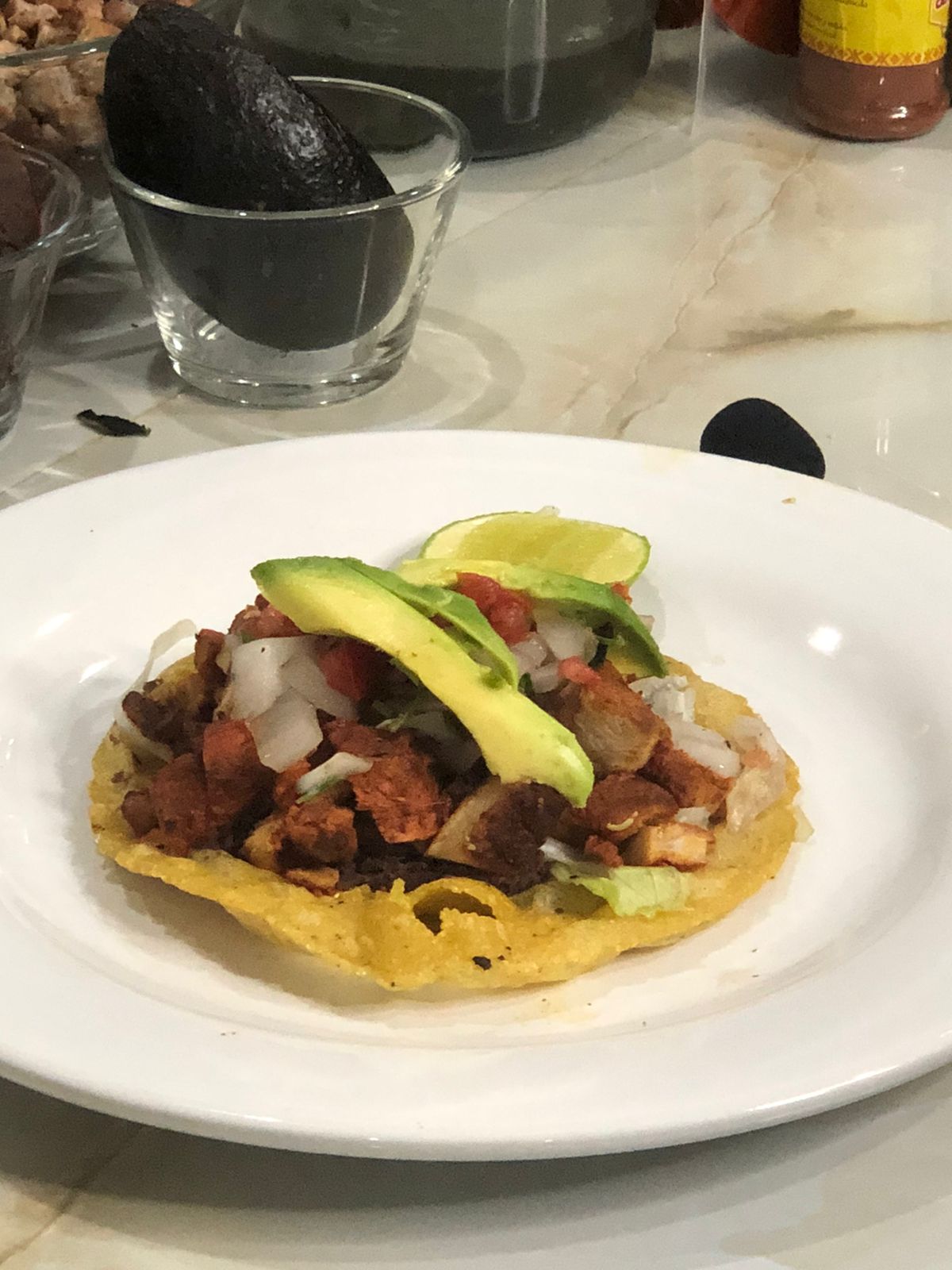 Resturante El Mirador, Originales Huevos Motuleños y más image 9