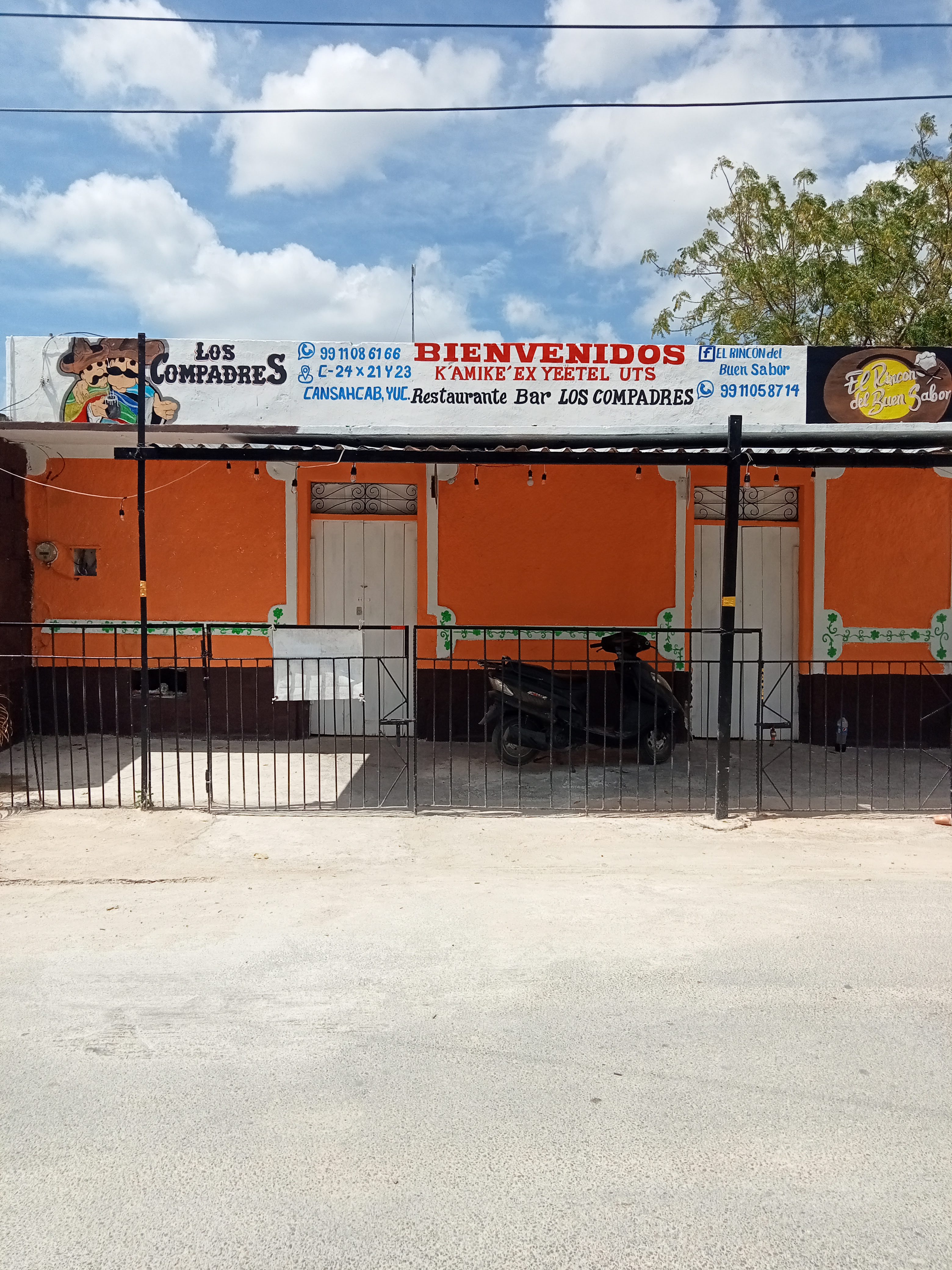 Restaurant Bar Los Compadres image 7