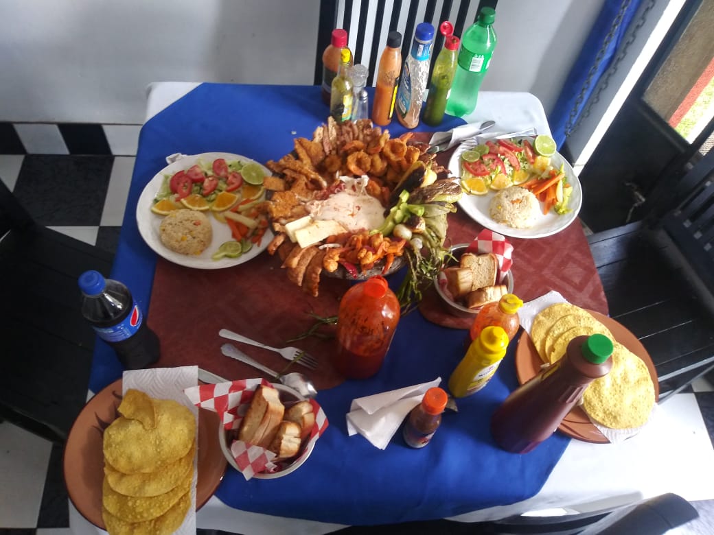 Restaurant lily. image 7