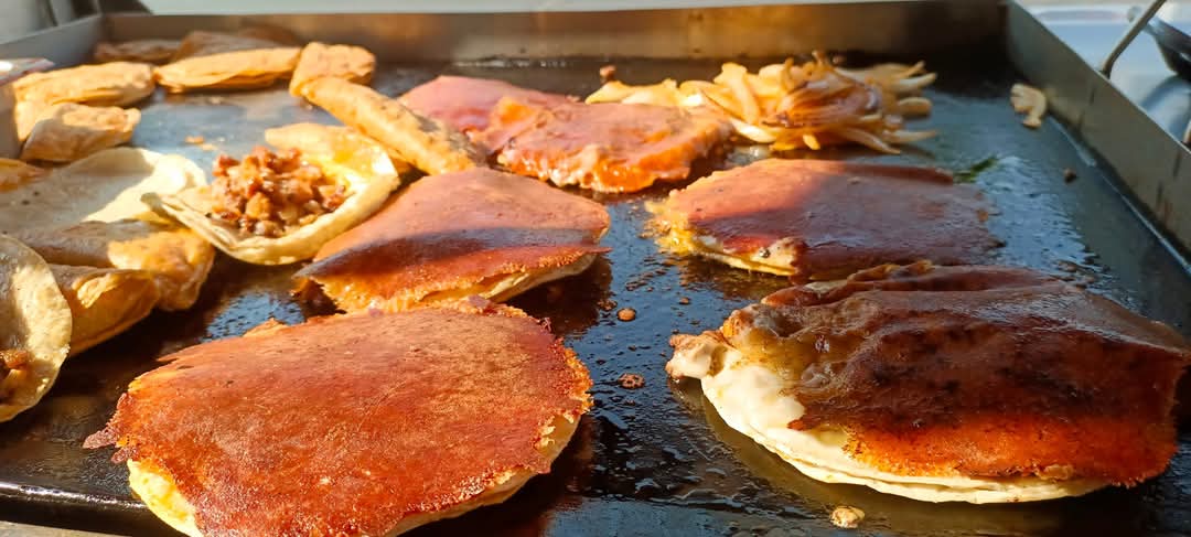 Ecuandureo Tacos El Rorro image 2