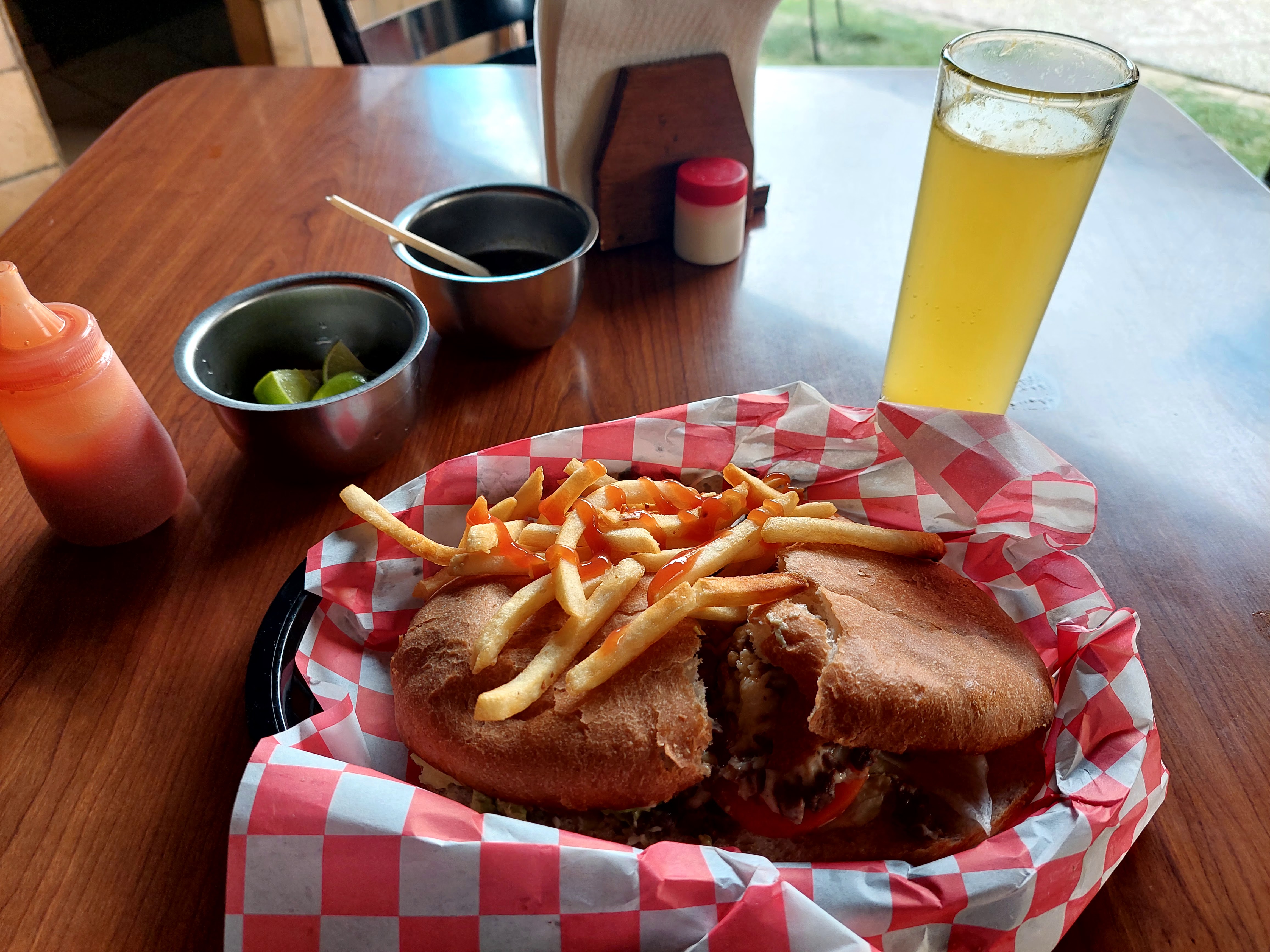 Restaurante La Salsa Verde image 2