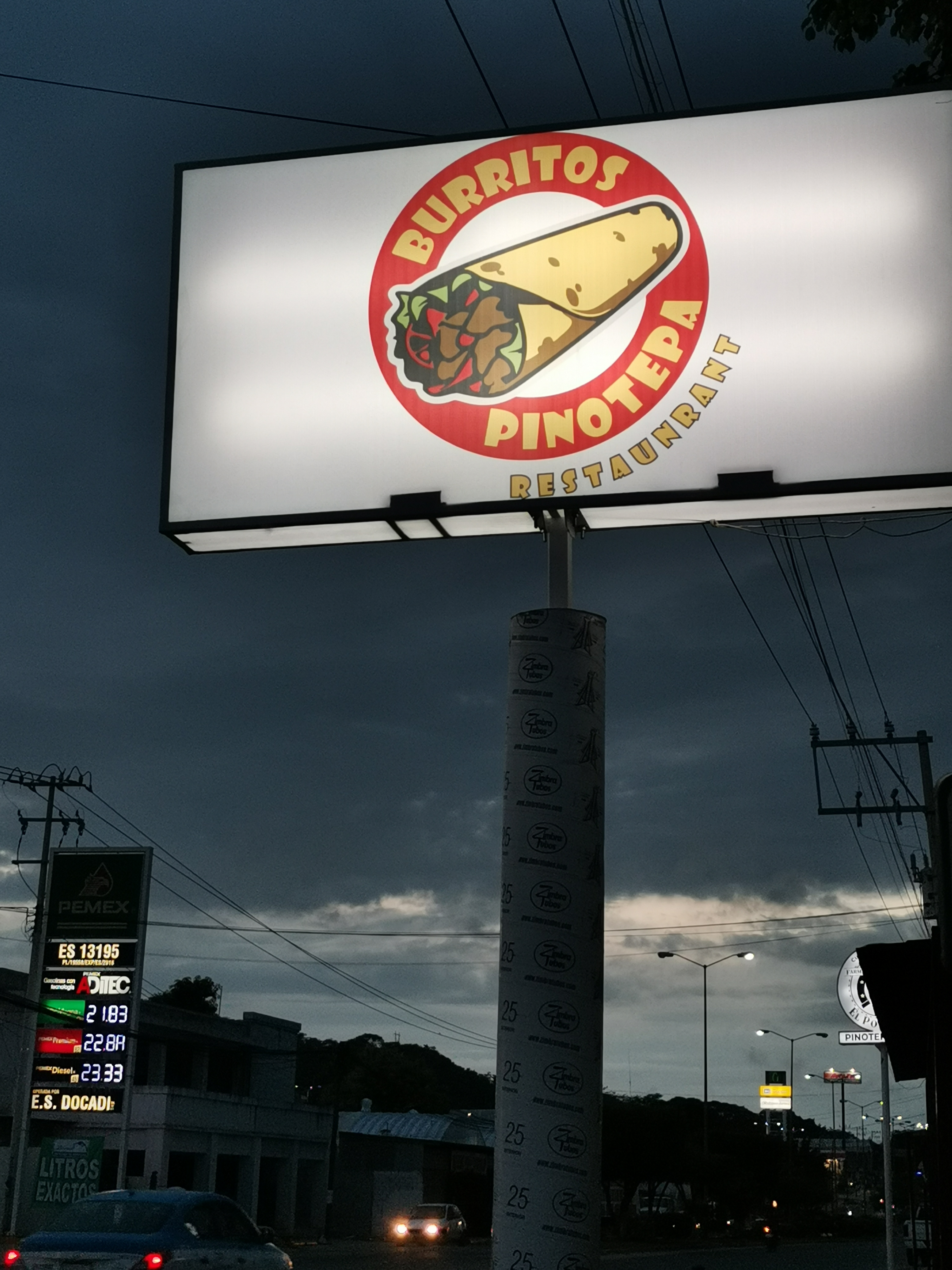 Burritos pinotepa image 5