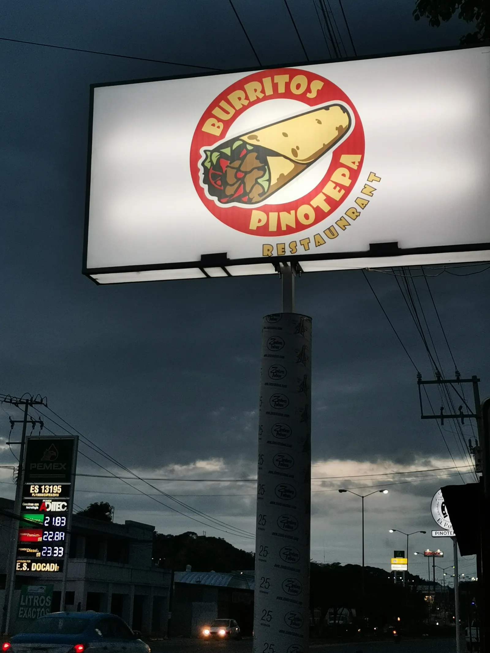Burritos pinotepa image 5