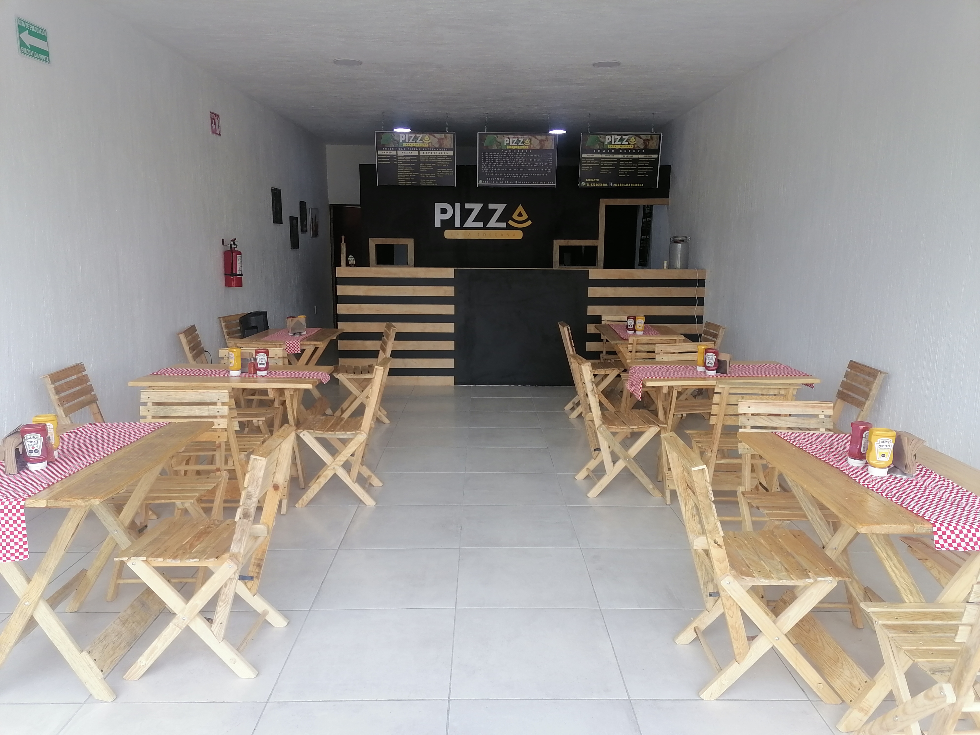 Pizza Casa Toscana image 10