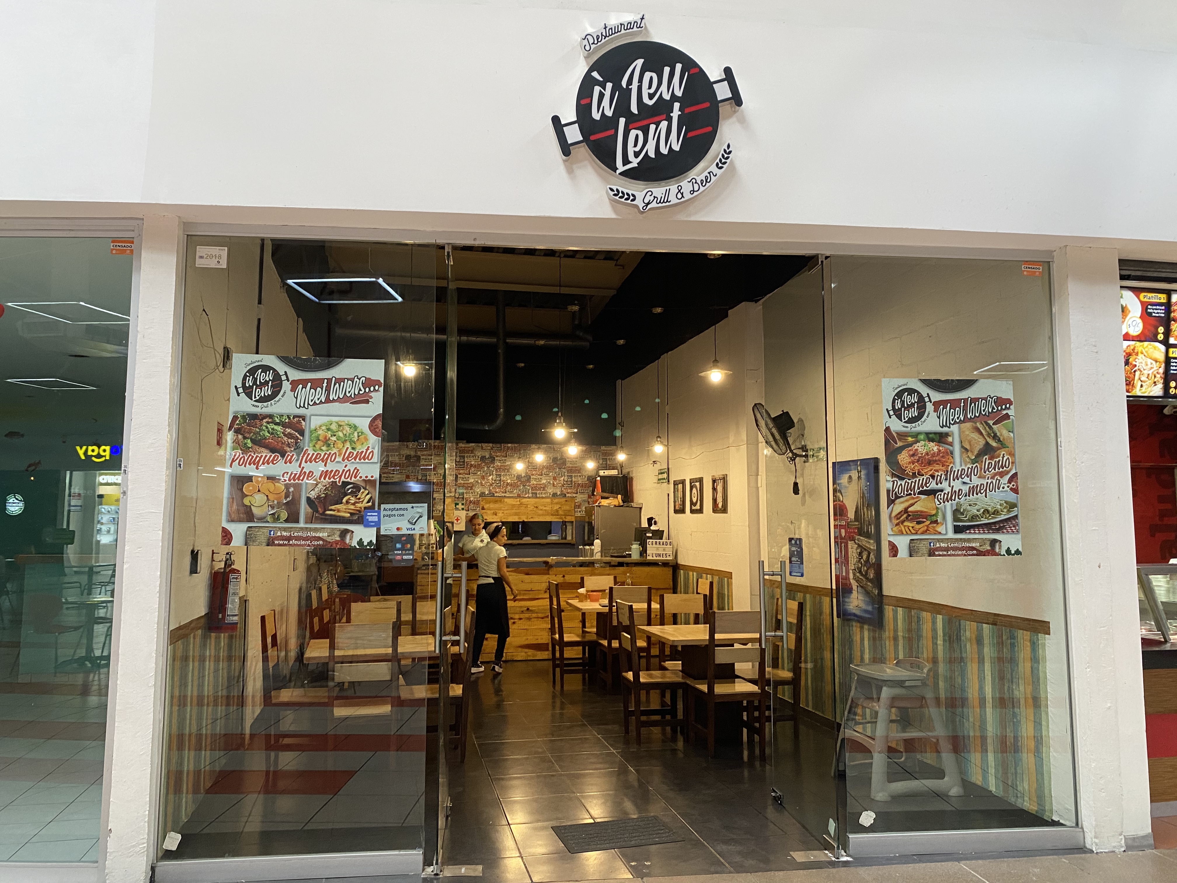 A Feu Lent Restaurante Grill and Beer image 1