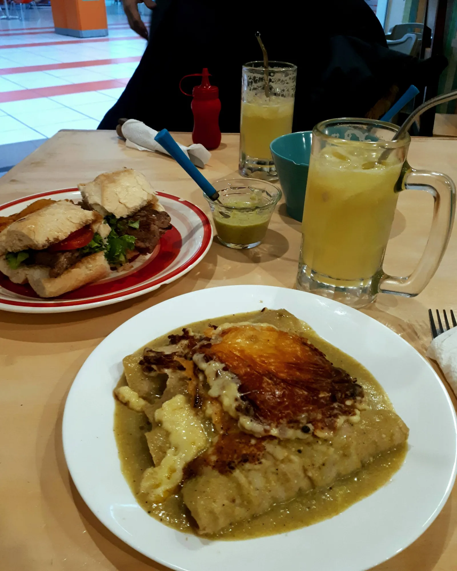 A Feu Lent Restaurante Grill and Beer image 9
