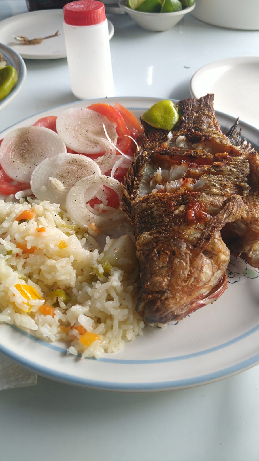 Venta de Tilapia y Restaurant El Buen Pez image 4