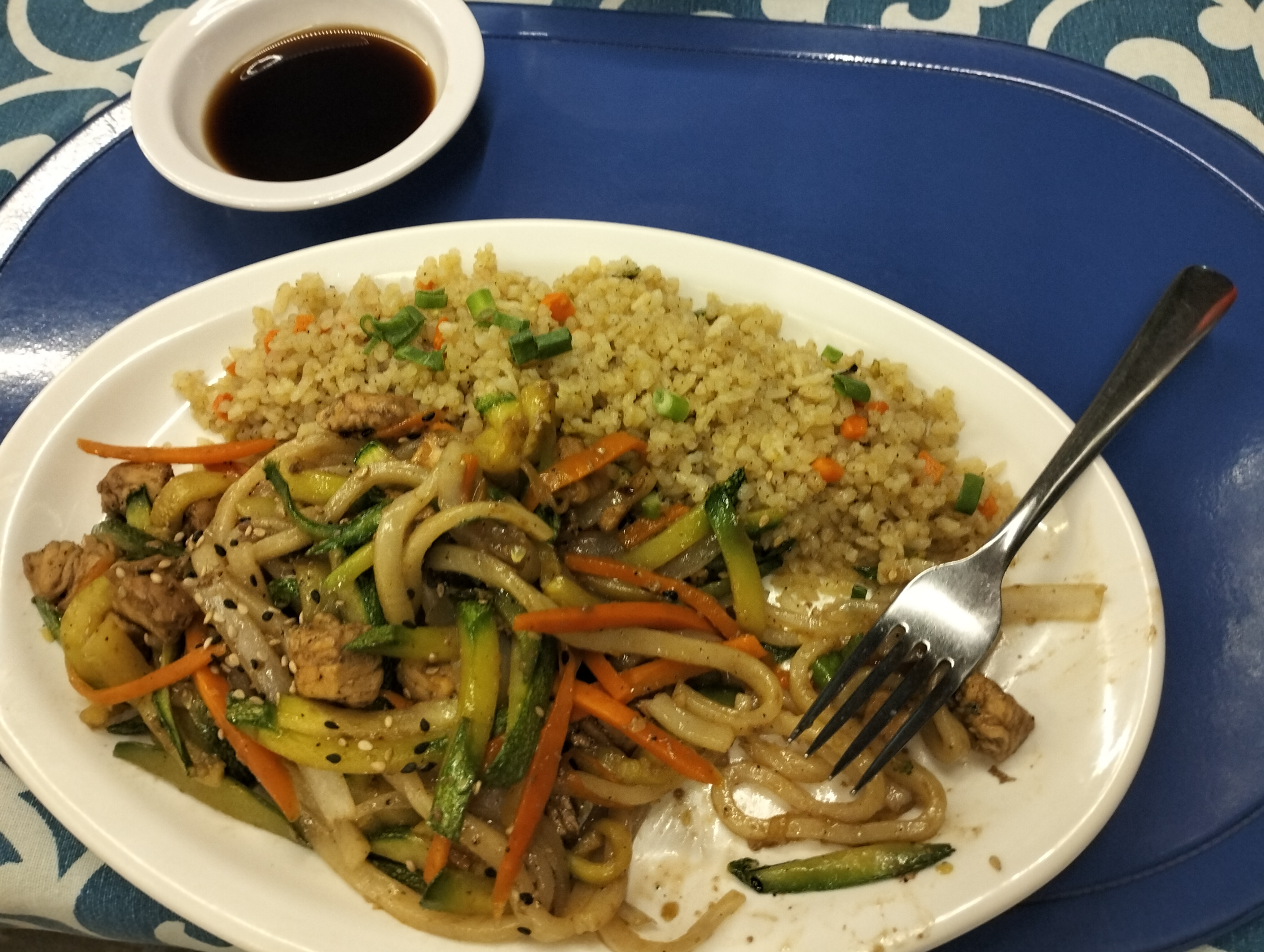 Daebak Sushi Restaurant Coreano image 4