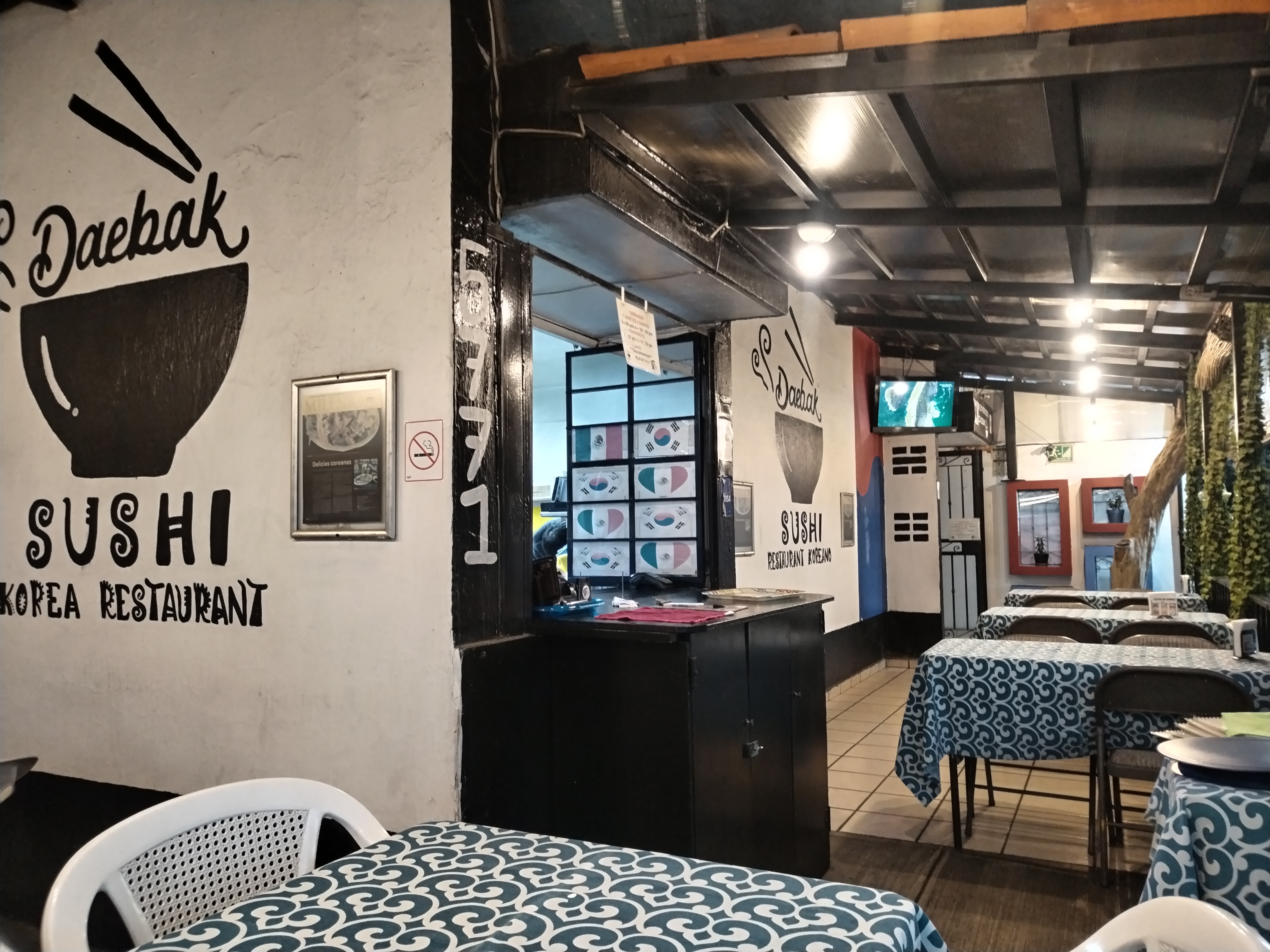 Daebak Sushi Restaurant Coreano image 9