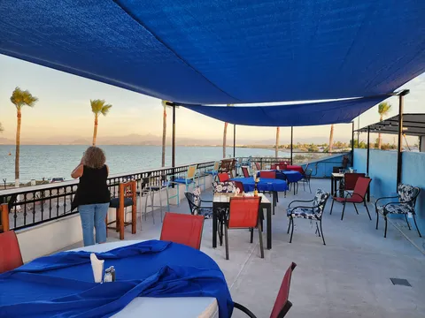 Tiki Todds image 5