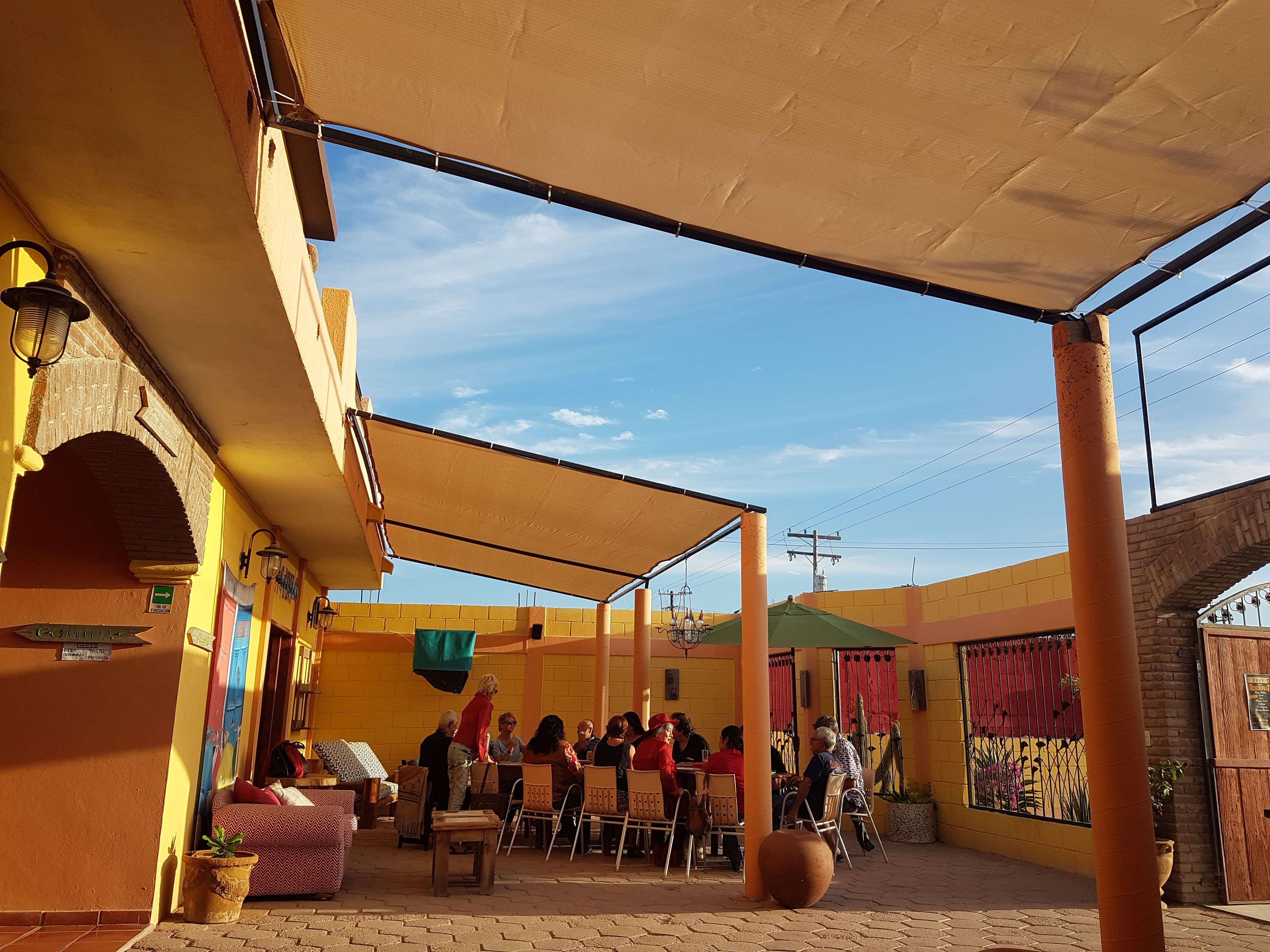 KM14 Restaurante image 9