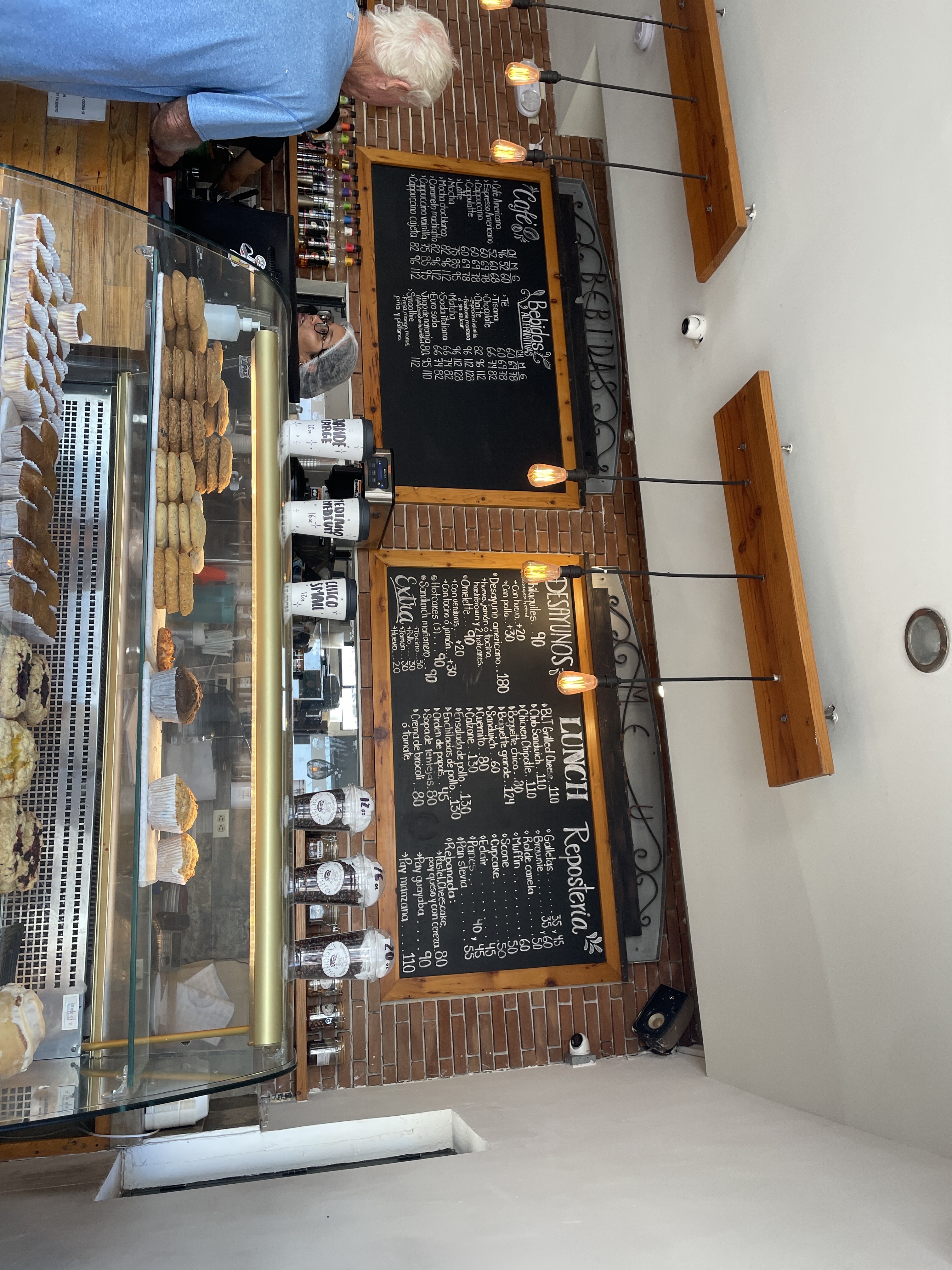 Cafe Exquisito Centenario image 5