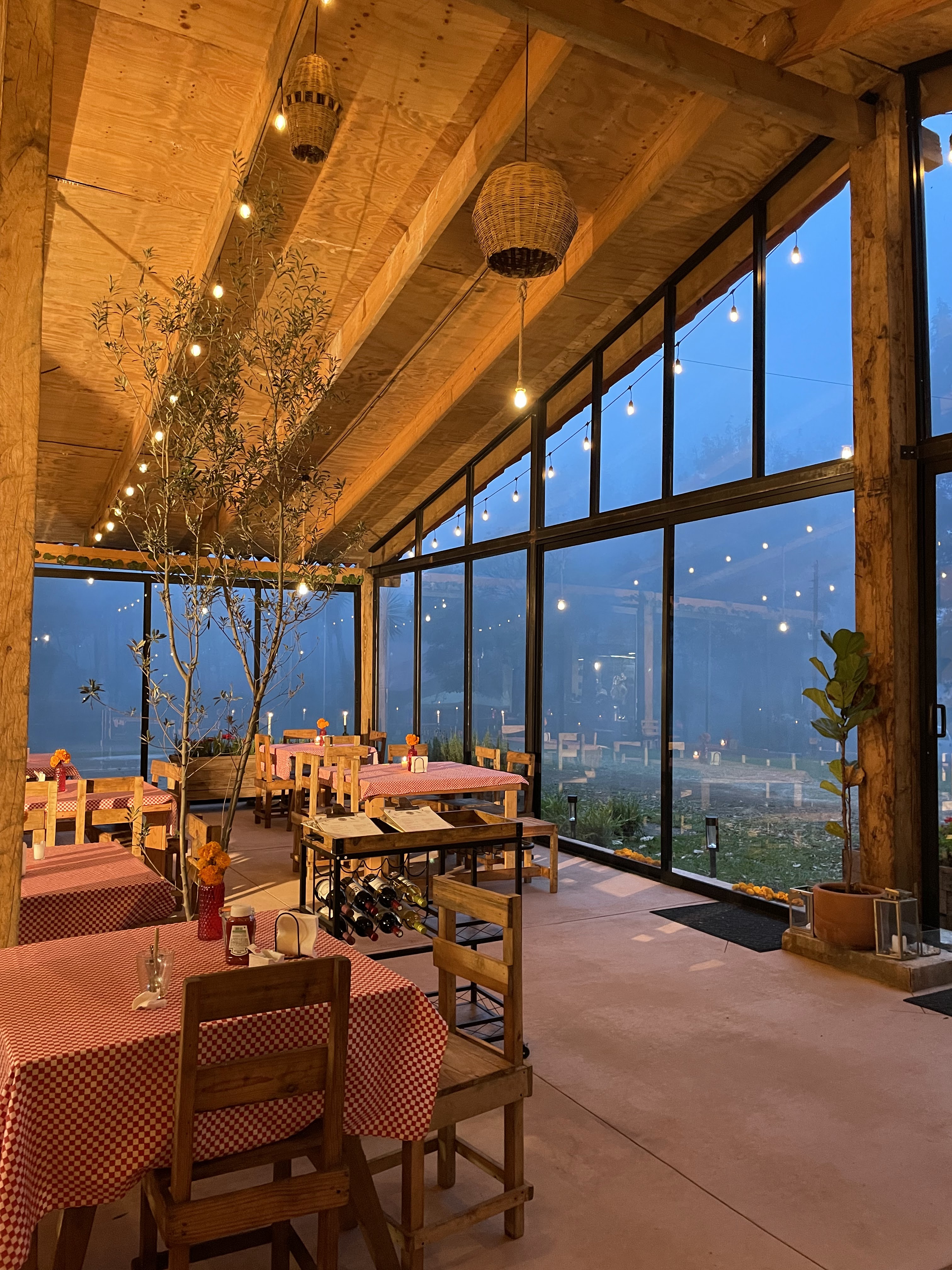 Restaurante Italiano Trattoria Del Bosque image 1