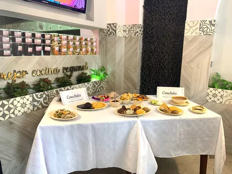 Restaurante Dulcería Panadería Conchita image 1