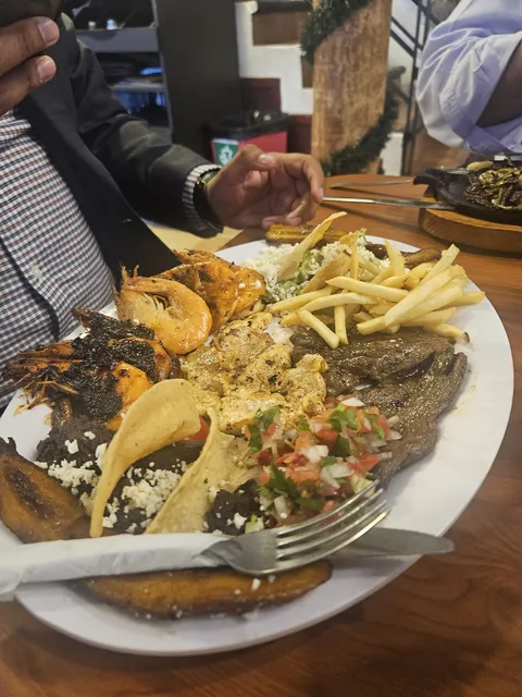 Mariscos Boca Del Río image 5