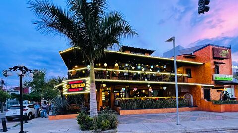 El Vaquero image 1