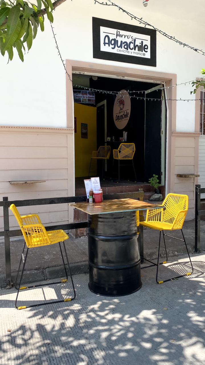 Perro's Aguachile image 9