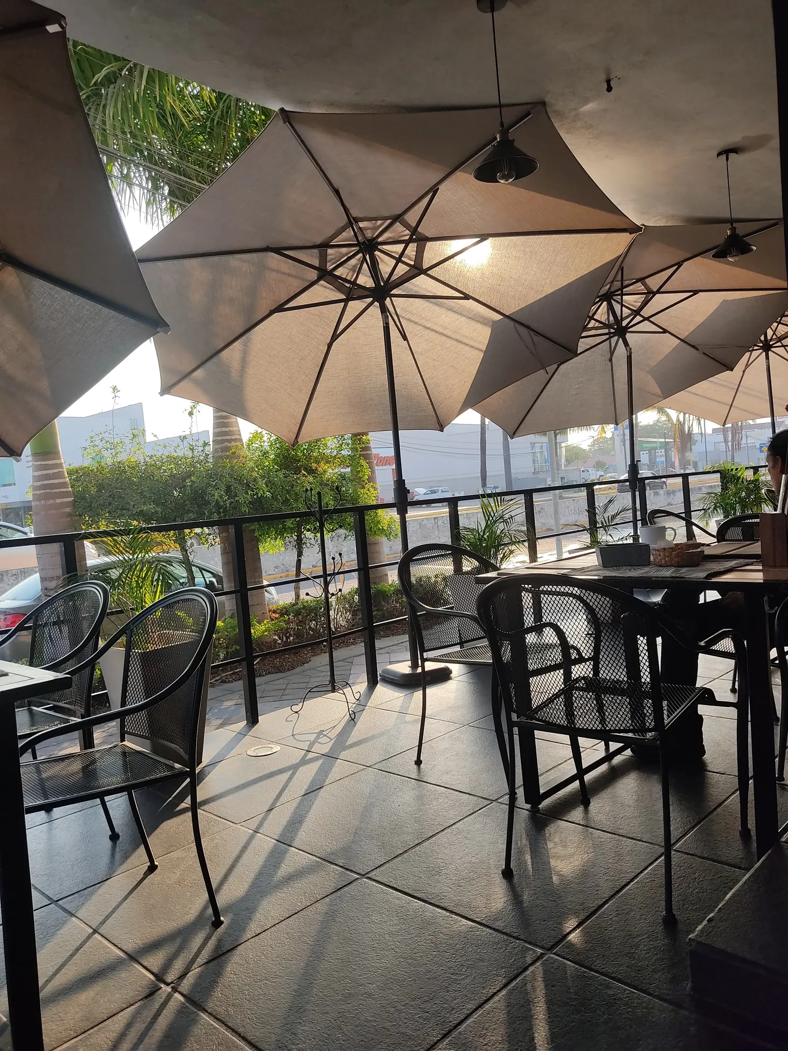 El Vergel Restaurant image 7
