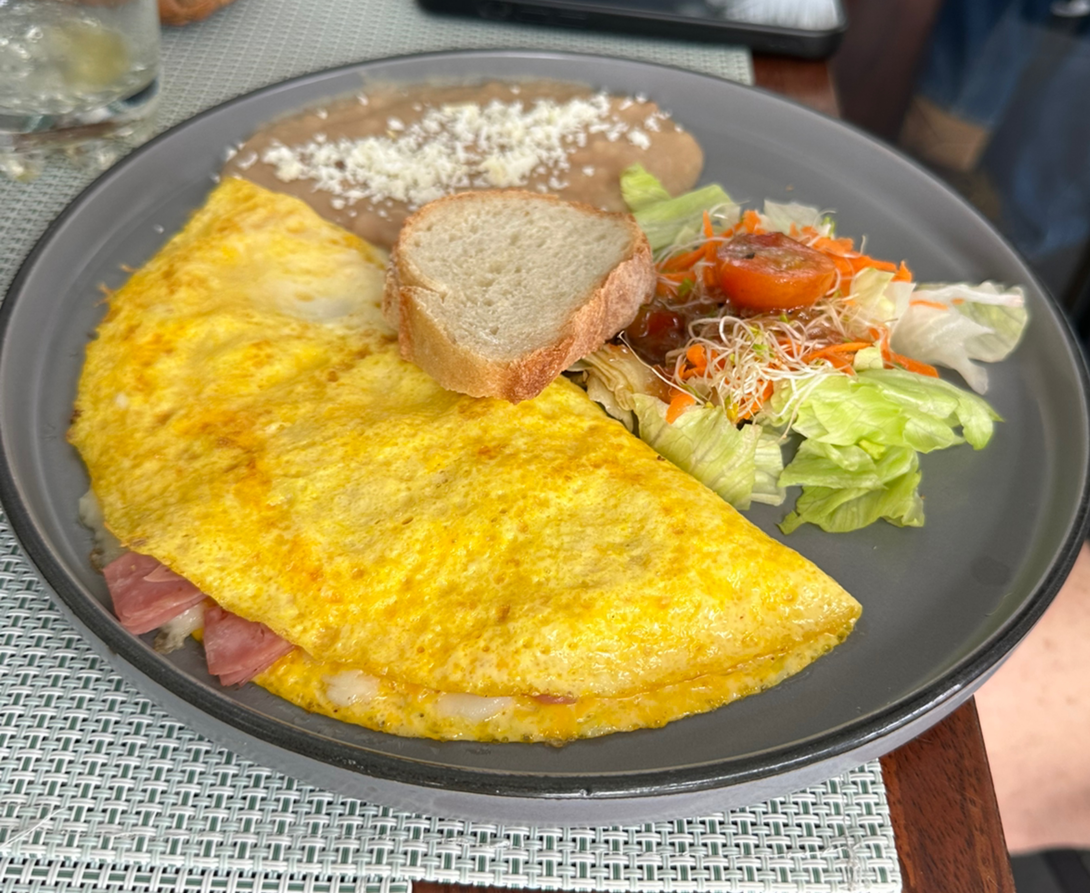 El Vergel Restaurant image 9