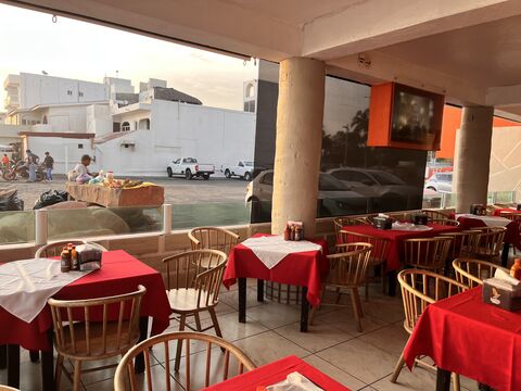 Restaurante Bigotes 2 image 1