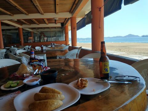 Restaurante Bigotes 2 image 5