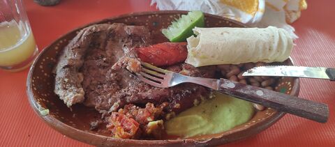 Tacos y Carnes asadas "Chayito" image 3