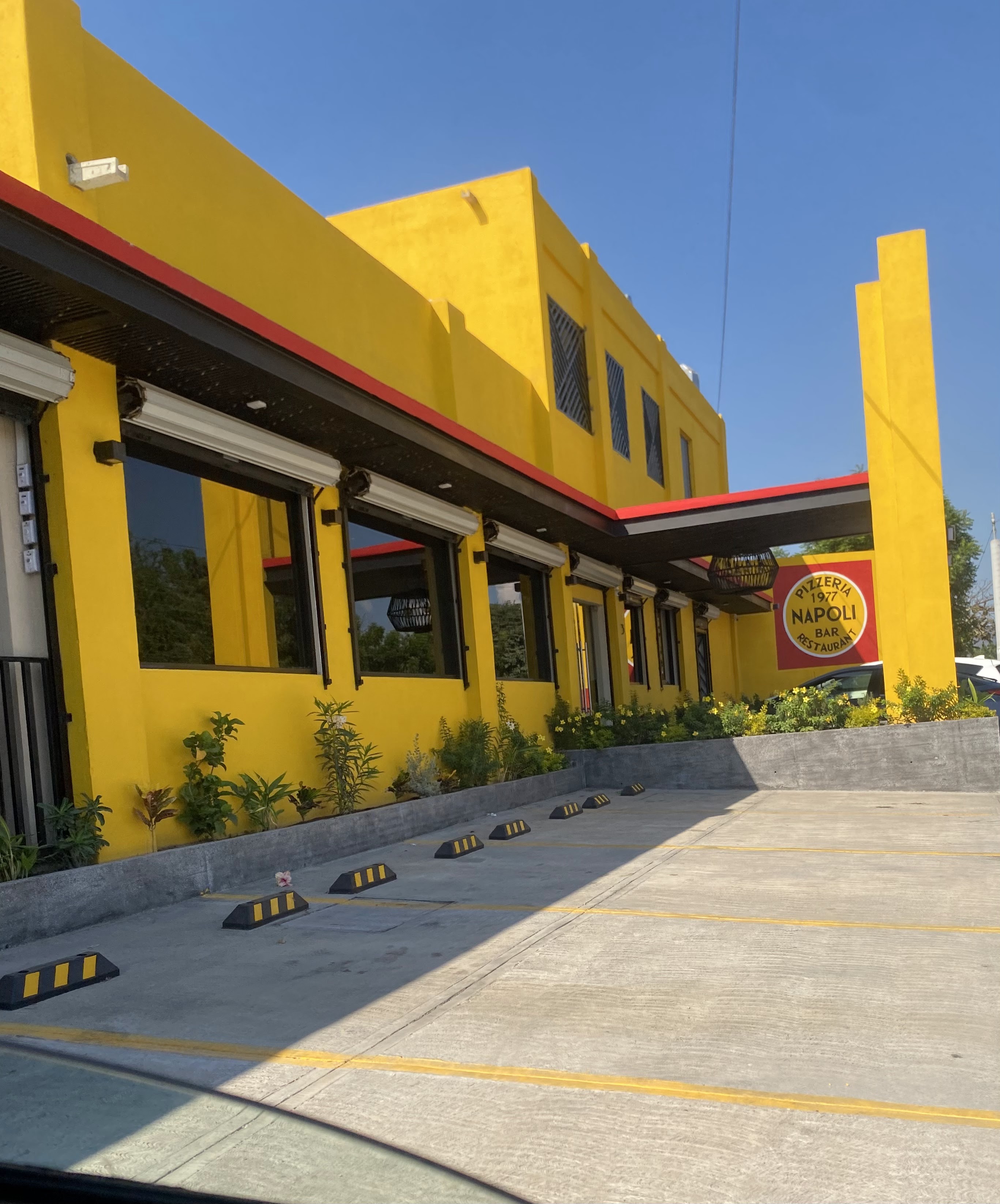 Napoli Restaurant Bar image 10