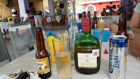 VELIA'S Restaurant Bar image 2