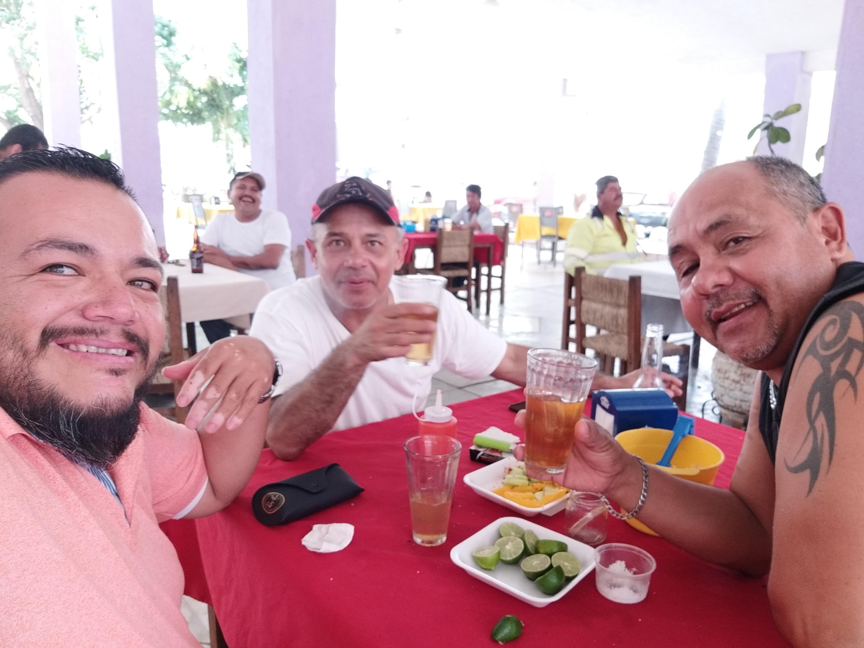 VELIA'S Restaurant Bar image 8