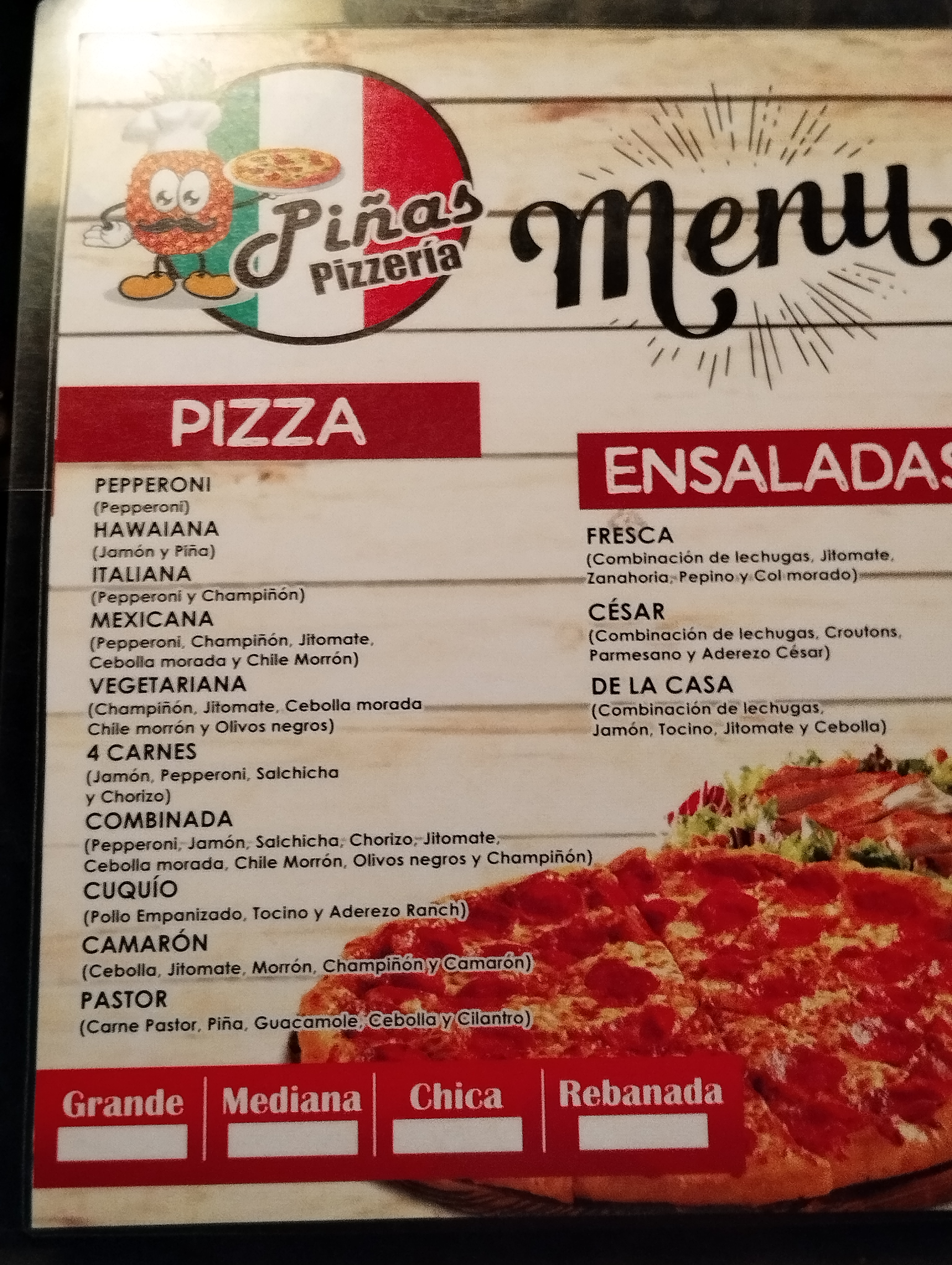 Piña's pizzería image 9