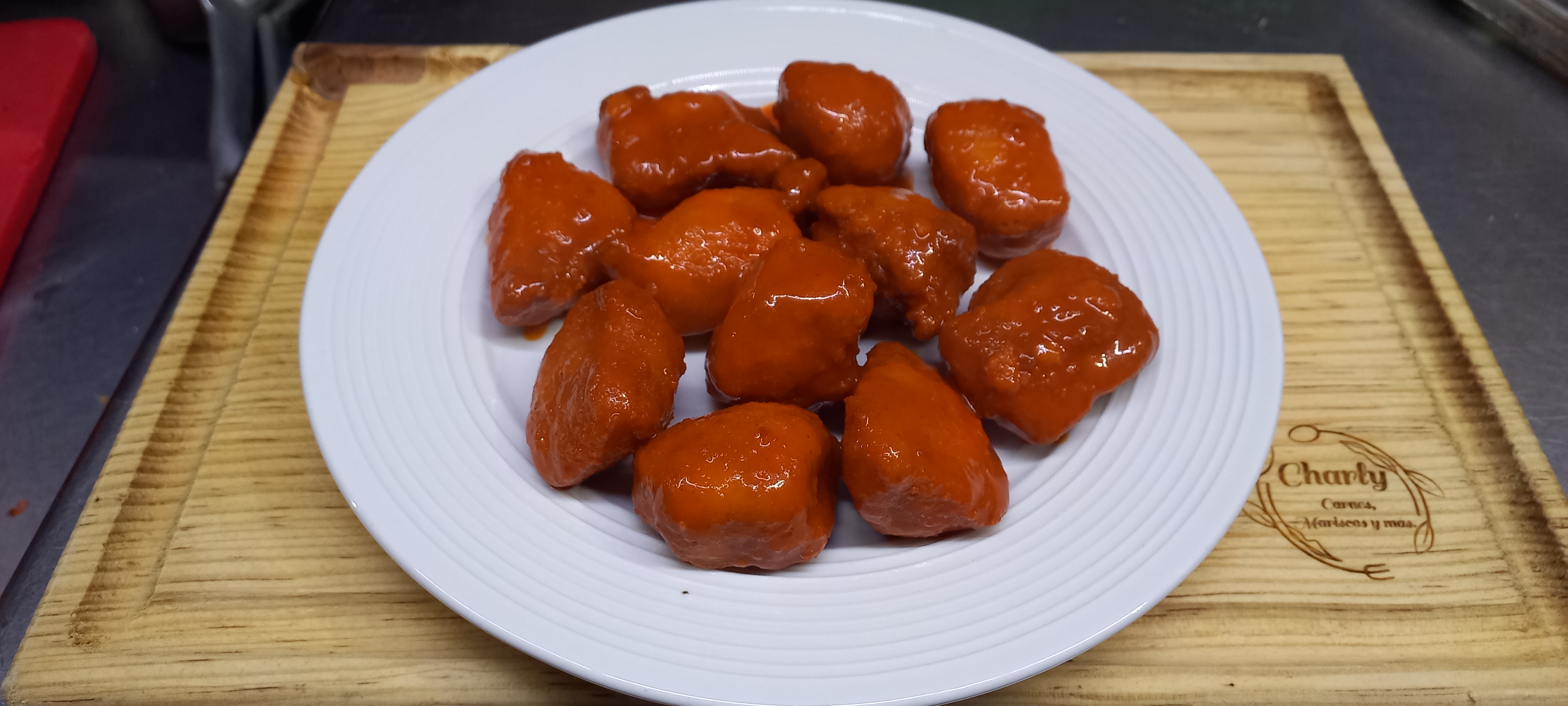 Charly pizzería, carnes, mariscos y más... image 9