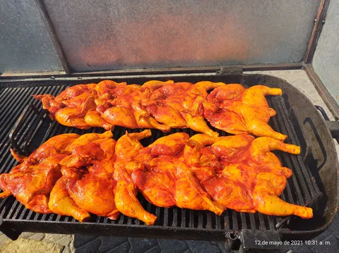 POLLOS ASADOS TUTUY image 1