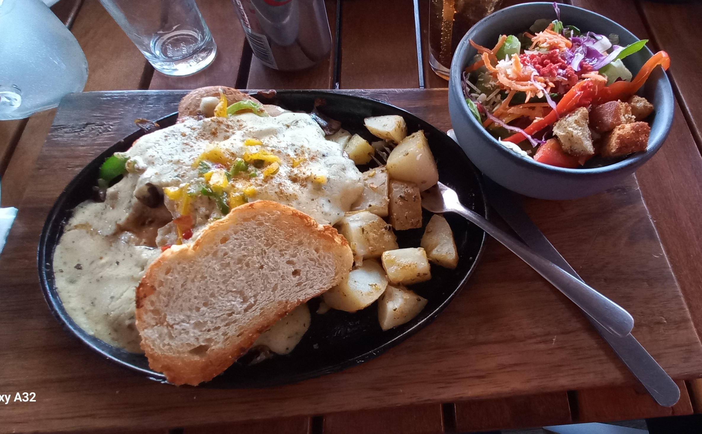 Pachinos restaurant image 3