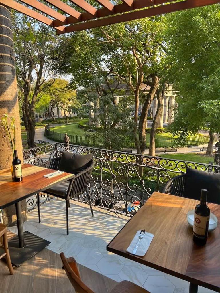 Restaurante Los Ilustres image 1