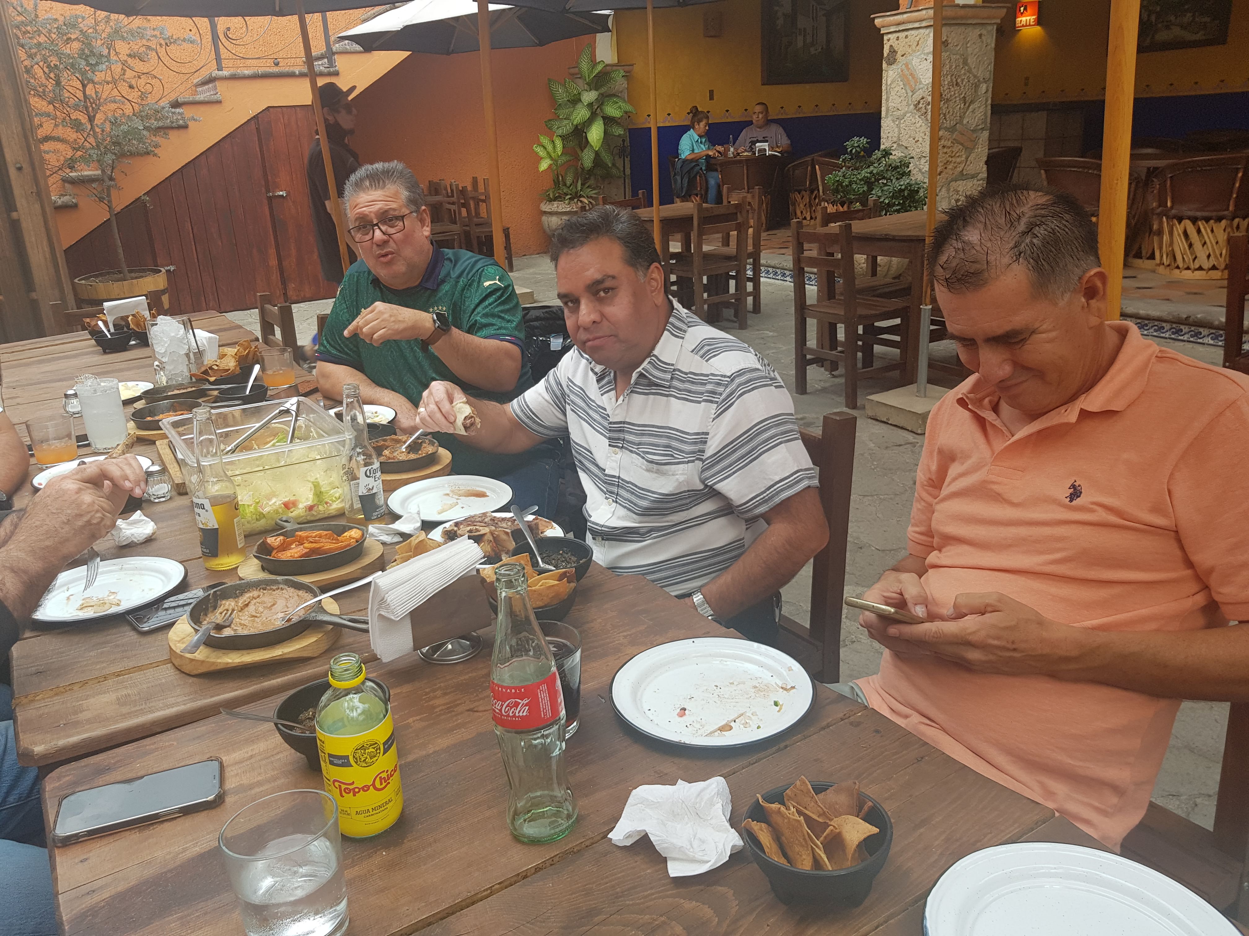 El Rey botanero restaurante image 7