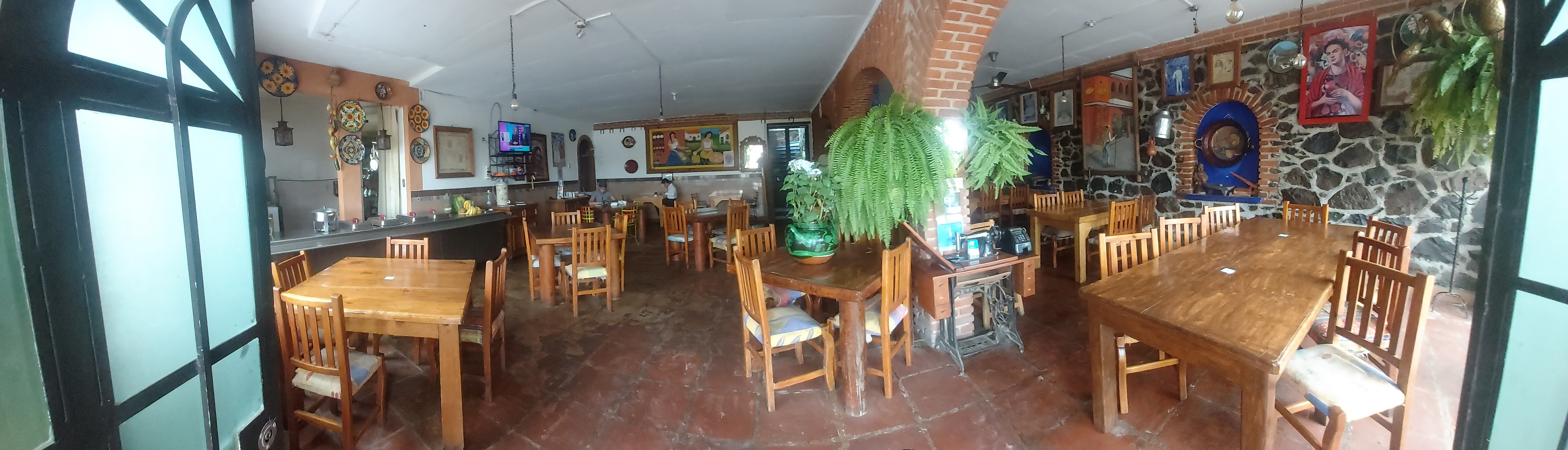 La Puerta De Los Arrieros image 1